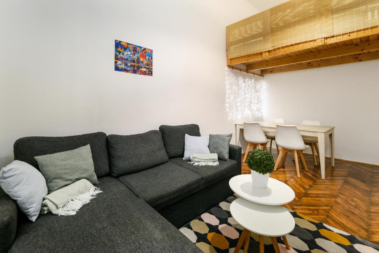 Two Separate Rooms Apartment In City Center, Party District บูดาเปสต์ ภายนอก รูปภาพ