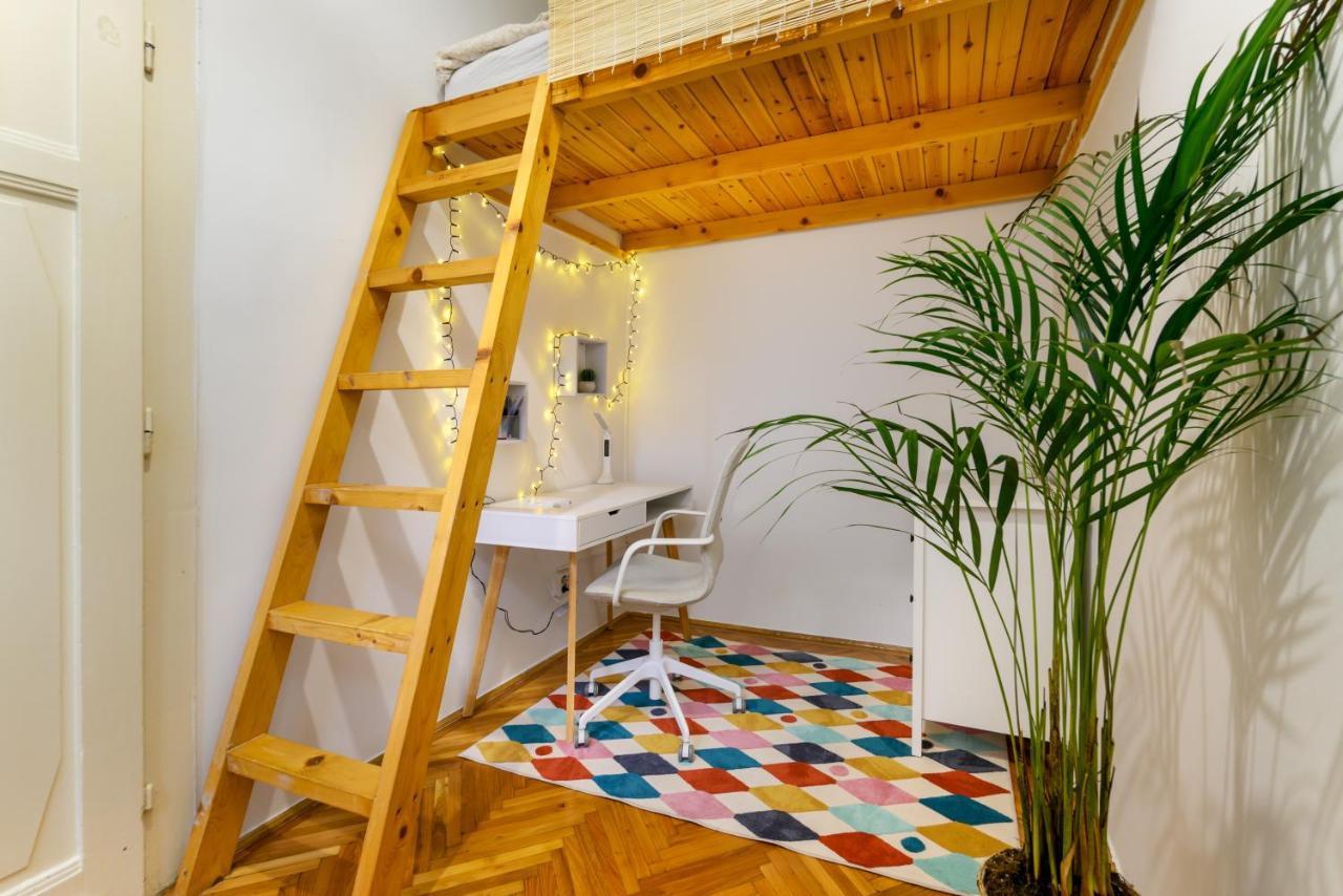 Two Separate Rooms Apartment In City Center, Party District บูดาเปสต์ ภายนอก รูปภาพ